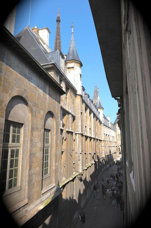 Hôtel De La Cathédrale Ruan Exterior foto